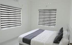 Yelza Hotel And Residence